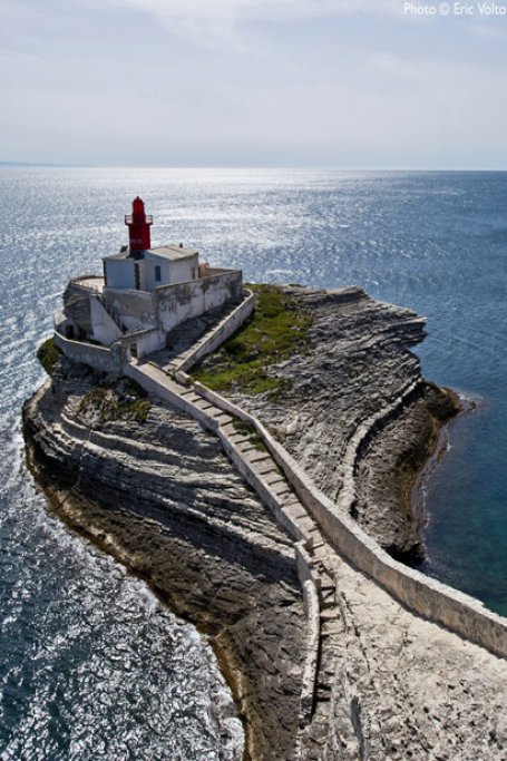 Visitez le dernier phare de la Corse du Sud