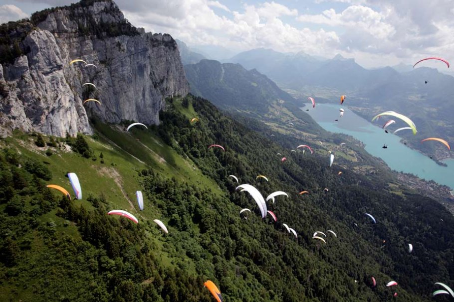 Talloires: coupe du monde de parapente